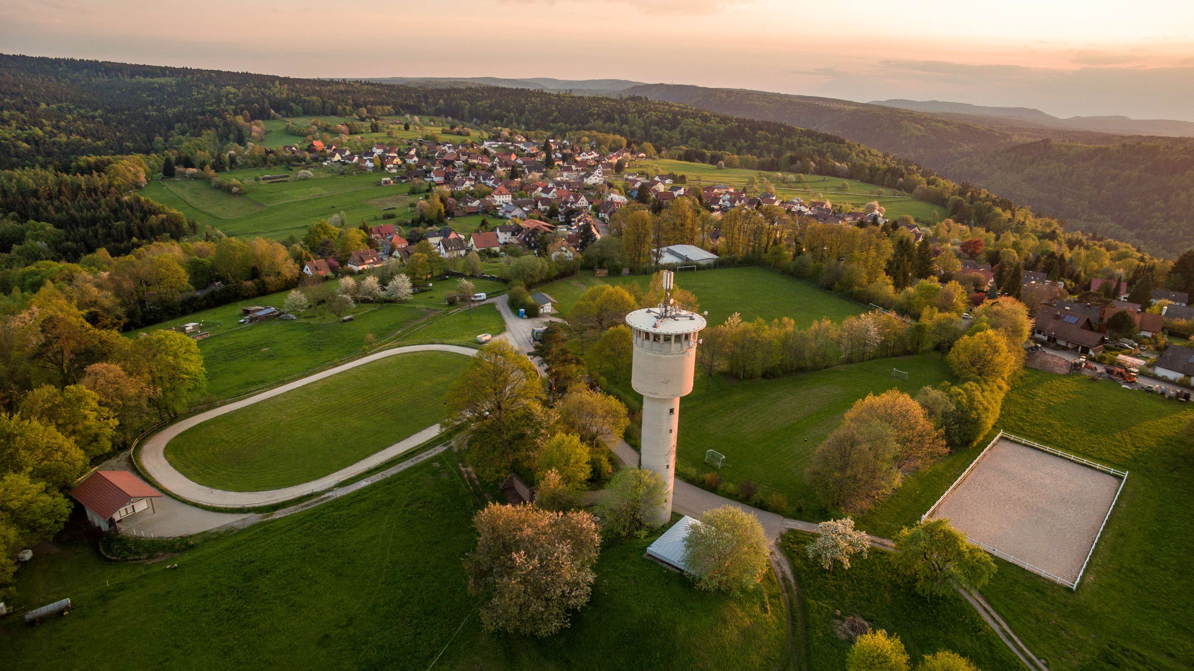  Wasserturm Waldrennach 